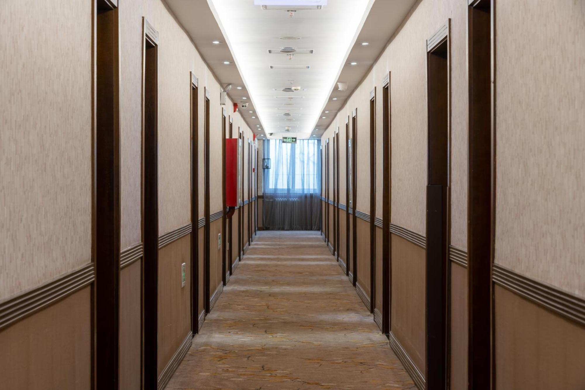 Nost Algia Hotel - Near Beijing Yonghe Lama Temple, Ghost Street, Beihai Park, Jingshan Park, Drum Tower, Houhai Bar Street, Tian'Anmen Square, Located In Beijing Traditional Hutongs, 5 Minutes Away From Subway, Free Laundry Serive Zewnętrze zdjęcie